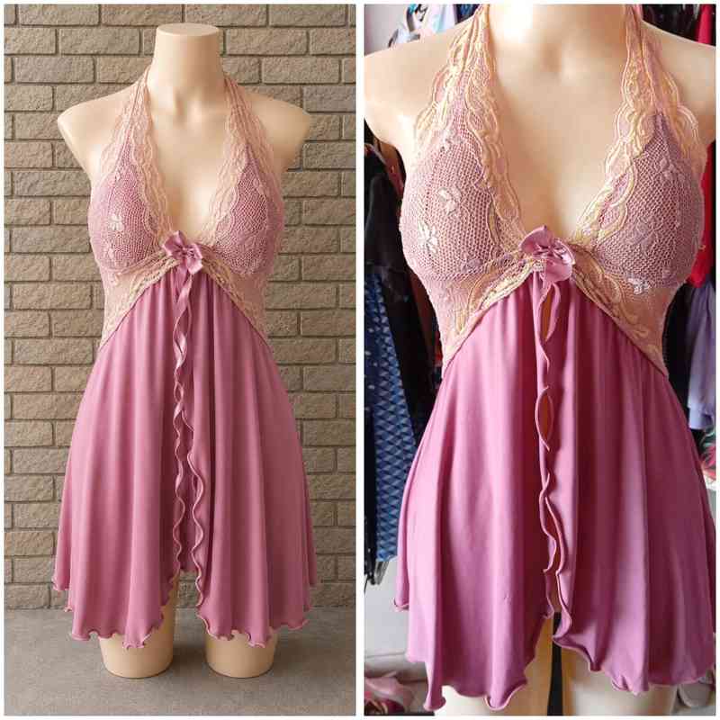 Roupas femininas variadas — foto 4