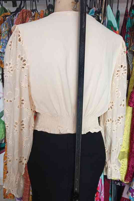 Blusas femininas tamanho 42 — foto 3