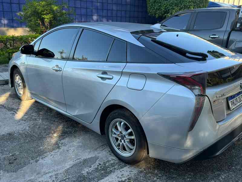 Toyota Prius 1.8 16V Híbrido Automático 2016 — foto 2