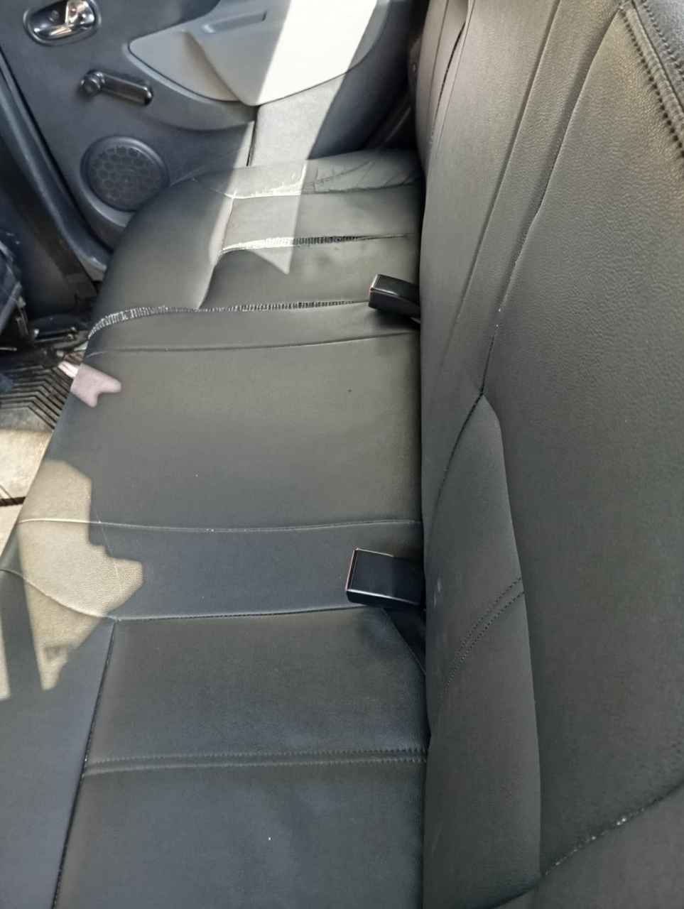 Renault Logan 2015 — foto 9