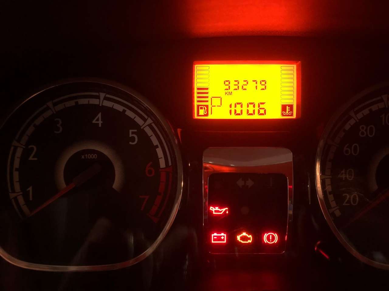 Renault Sandero Privilege 1.6 16V 2012 — foto 4