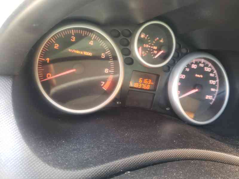 Peugeot 207 X-Line 1.4 Flex 2010/2011 — foto 6