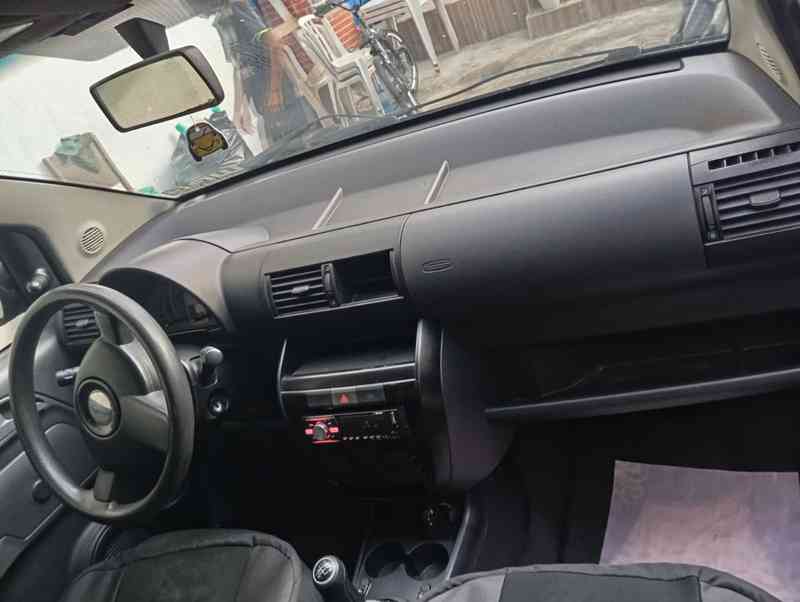 Volkswagen Fox 1.0 2004 Flex — foto 8