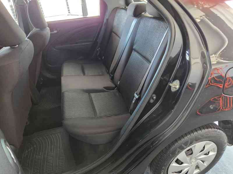 Etios X 1.5 Flex Automático 2019 — foto 8