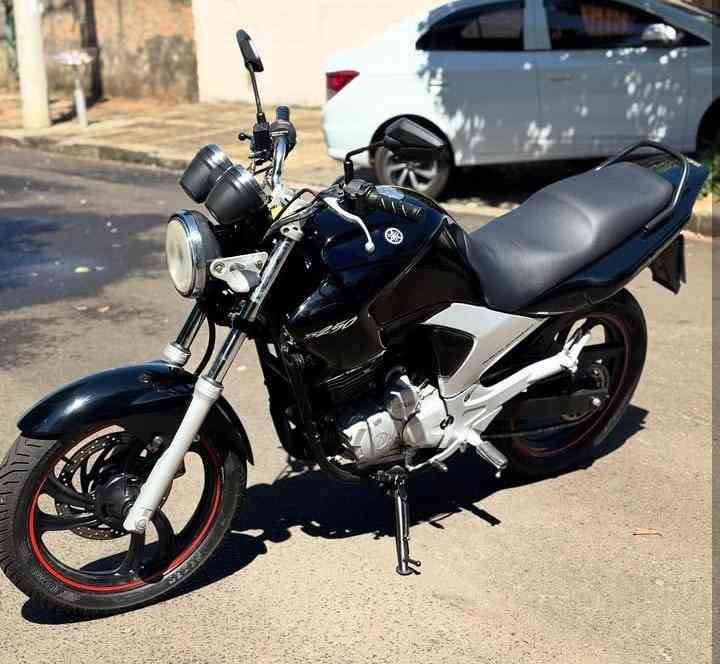 Yamaha YS 250 Fazer 2007/2008 — foto 6