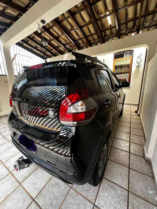 Veículo 2023 Flex baixa quilometragem — foto 4
