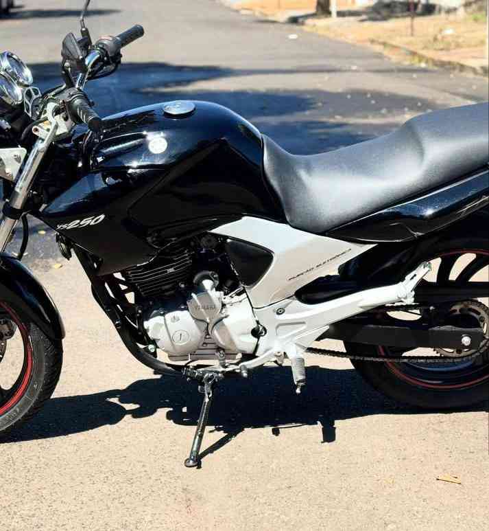 Yamaha YS 250 Fazer 2007/2008 — foto 2