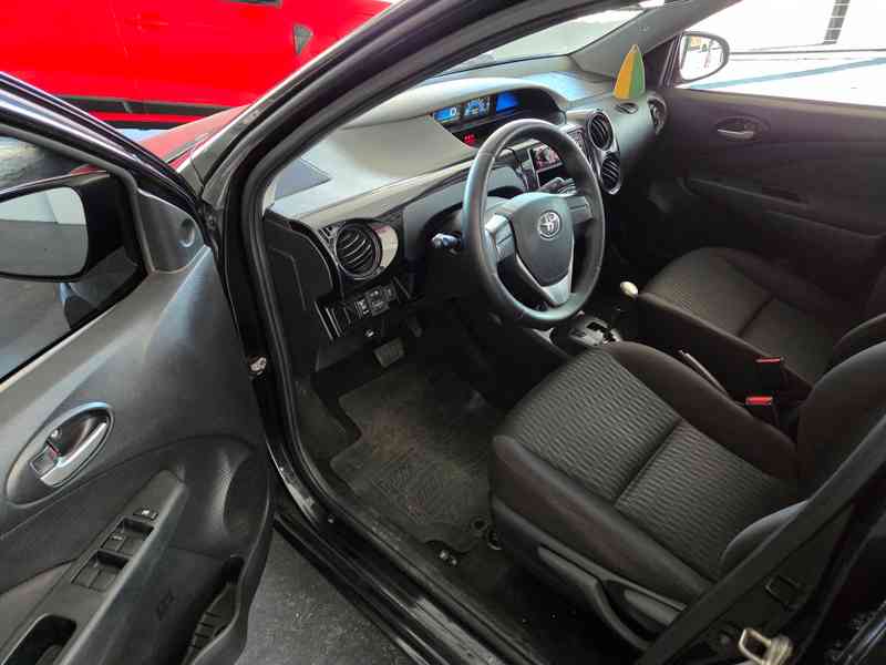 Etios X 1.5 Flex Automático 2019 — foto 6