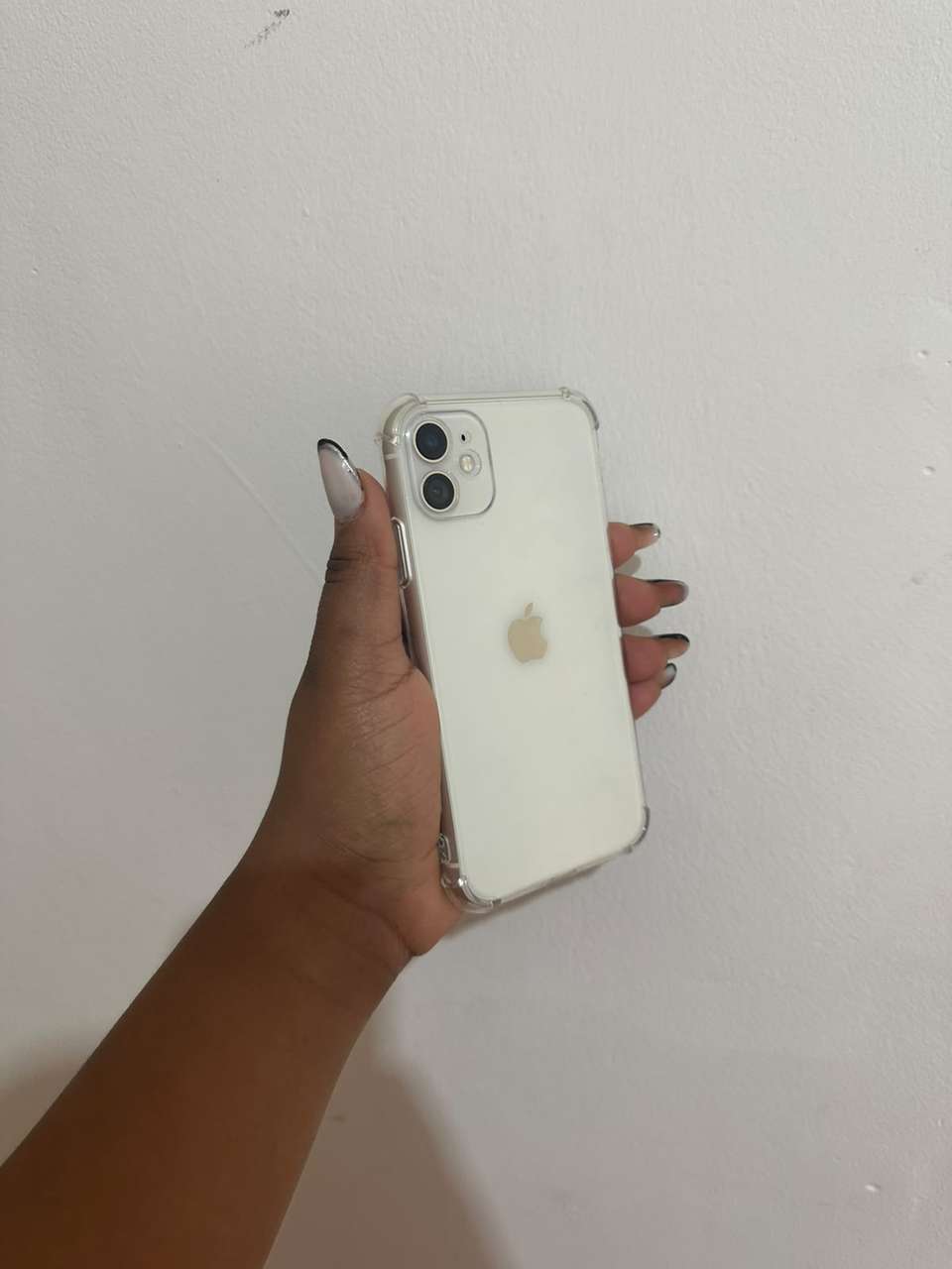 iPhone 11 com acessórios — foto 2