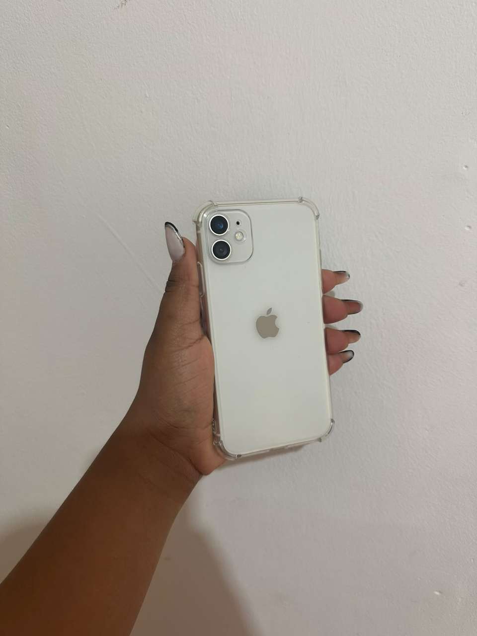 iPhone 11 com acessórios — foto 3