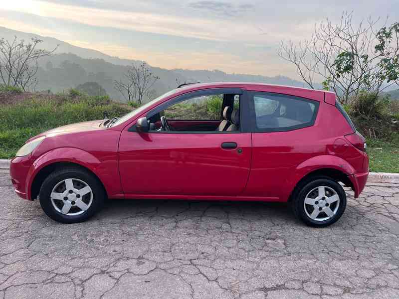 Vários carros à venda — foto 4