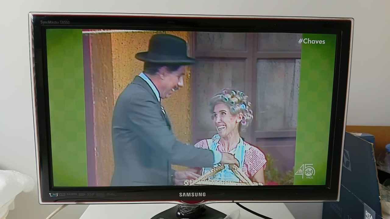 TV Samsung LED 24 Full HD — foto 2