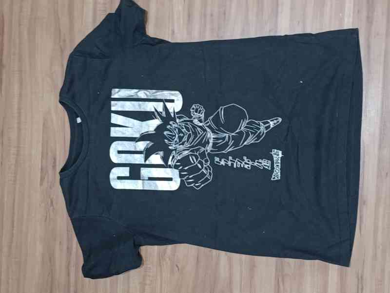 Roupas masculinas infanto-juvenis variadas — foto 3