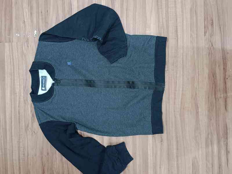 Roupas masculinas infanto-juvenis variadas — foto 16