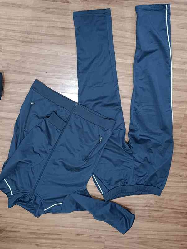 Roupas masculinas infanto-juvenis variadas — foto 15
