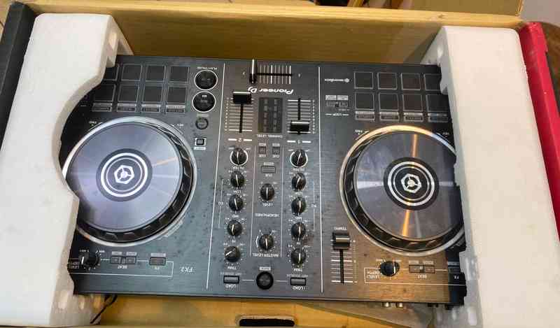 Controladora DJ Pioneer DDJ-RB original — foto 2